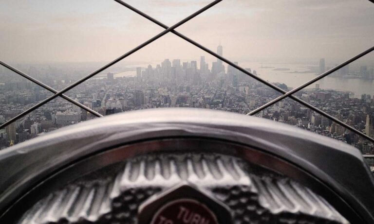 reborn as the enemy prince sub indo